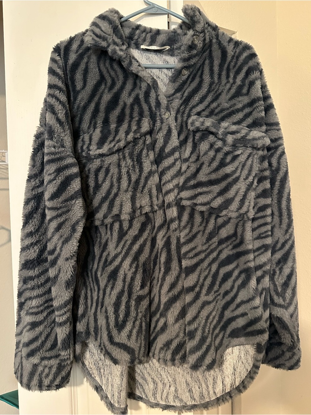 Cozy Faux Fur Zebra Print Shacket - Gray & Black size large